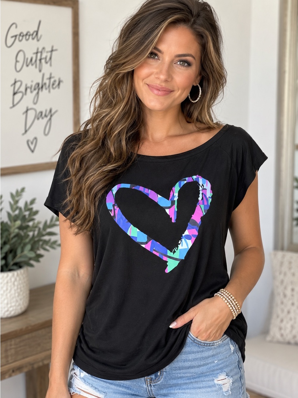 MagicMK Abstract Heart Graphic Slouchy T-Shirt - Large